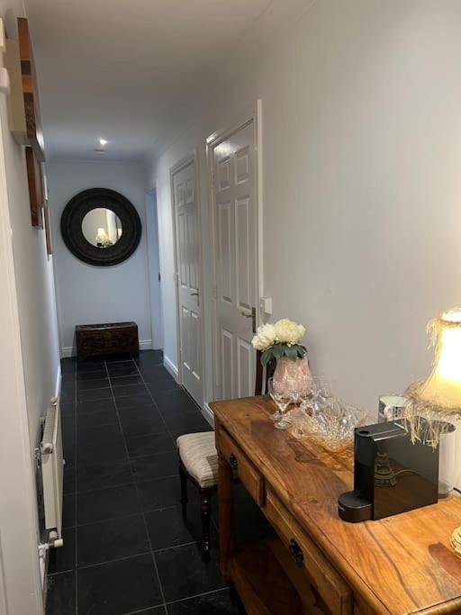 Cosy 2 Double Bed Apartment Swords Εξωτερικό φωτογραφία