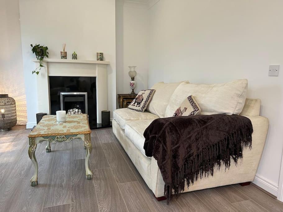 Cosy 2 Double Bed Apartment Swords Εξωτερικό φωτογραφία